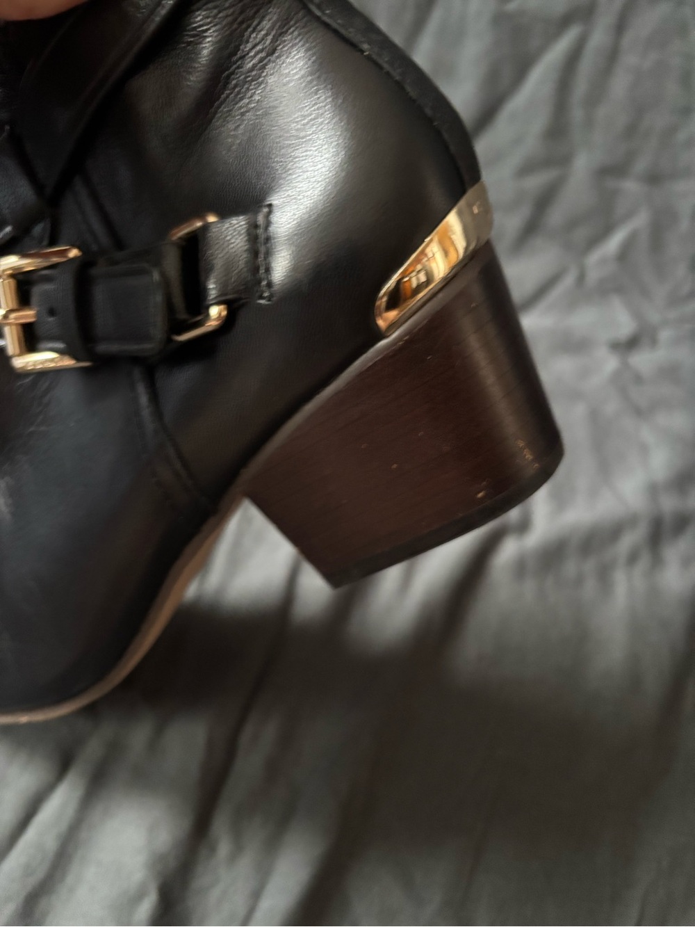 Coach Black Leather Ankle Boots with wooden heel and gold details - Picture 6 of 9